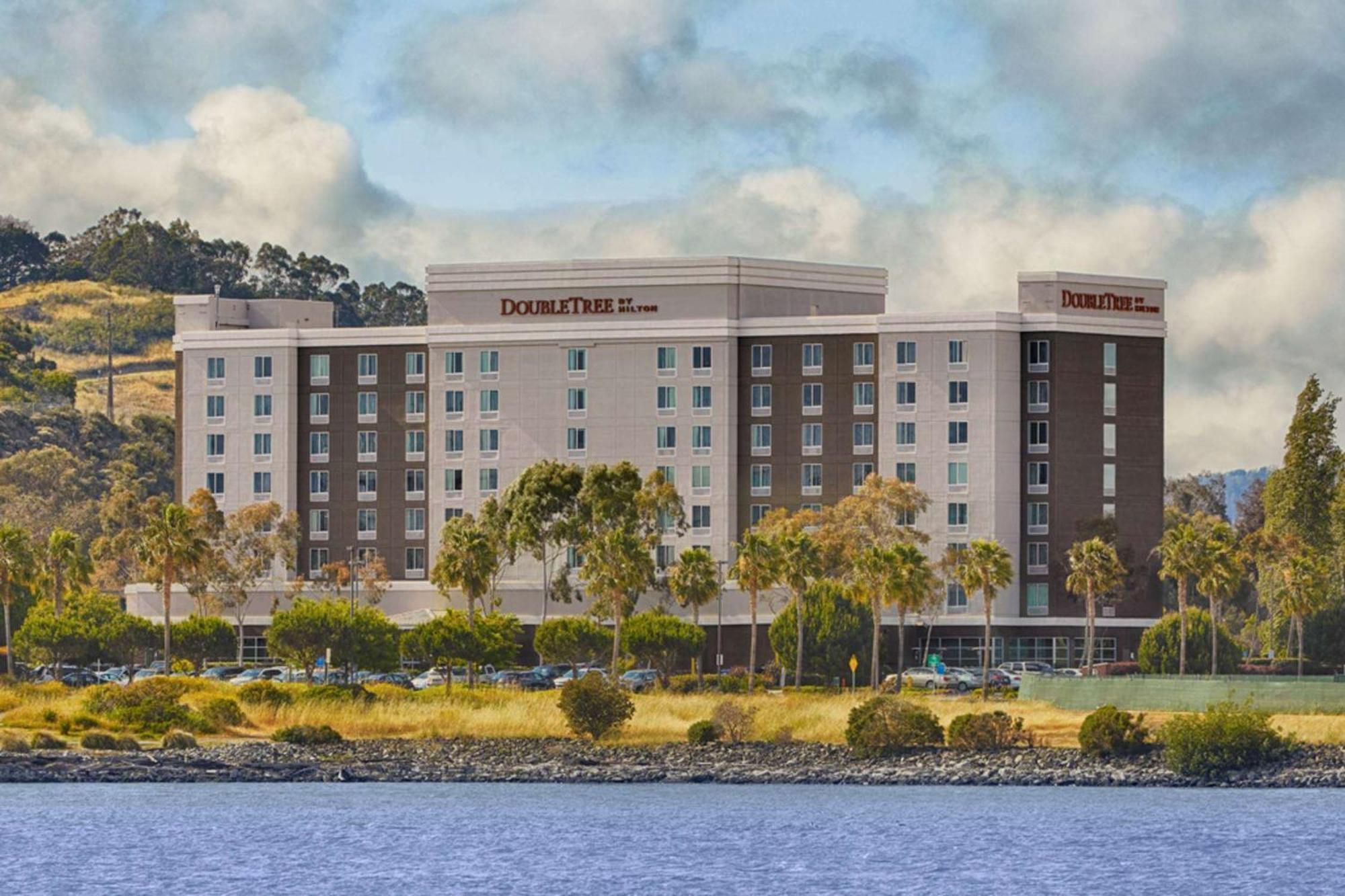 Doubletree By Hilton San Francisco Airport North Bayfront Hotel Brisbane Exterior foto